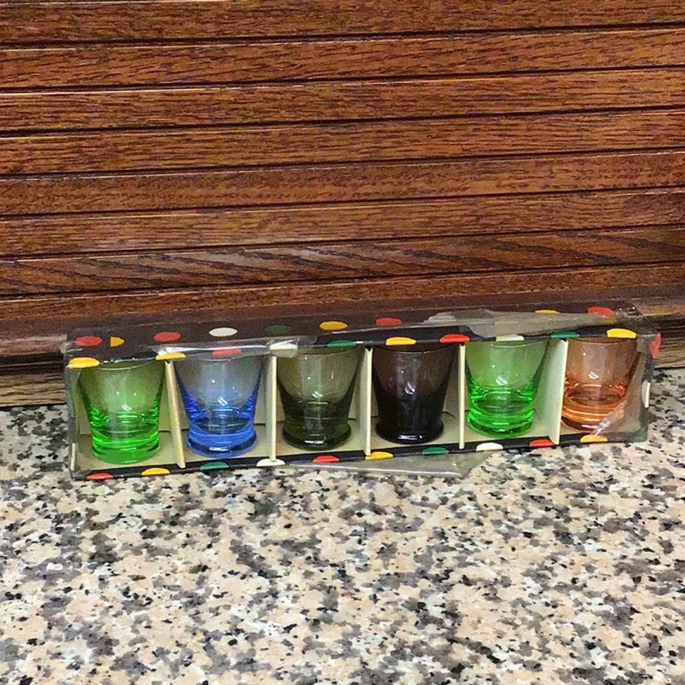 set of 6 colored MCM shot glasses Aperitif - Picture 2 of 4